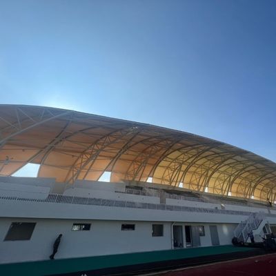 Gimnasio prefabricado del edificio del metal de la estructura de acero del moho anti reciclable del estadio