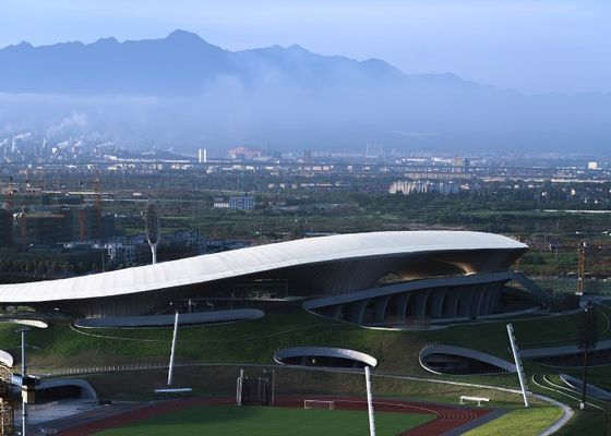 Gimnasio prefabricado de acero modificado para requisitos particulares de los edificios del metal del estadio Q355 de la estructura