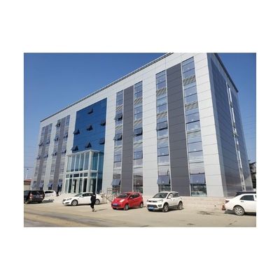 El palmo largo típico prefabricó diseño específico prefabricado del edificio de acero