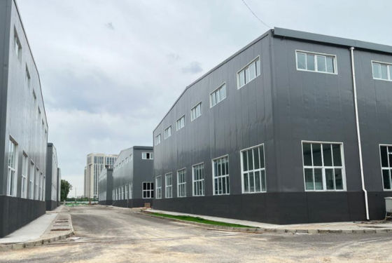 Marco porta de acero ligero prefabricado comercial Q355B del edificio de oficinas