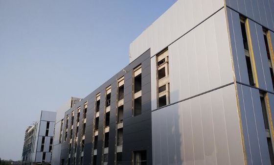 El marco porta de acero modificado para requisitos particulares de Q355B/Q235B prefabricó la construcción de acero