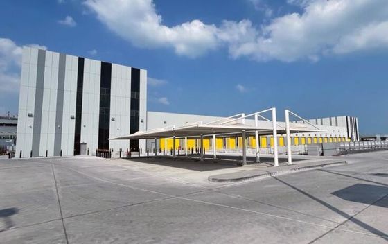 Taller de estructuras de acero de sección H laminado / soldado en caliente de garaje ligero