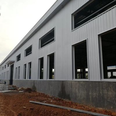 Edificio de fábrica de diseño moderno Taller de estructuras prefabricadas de acero