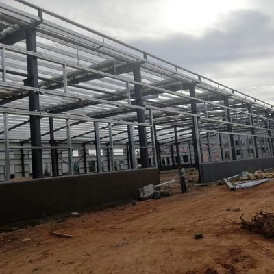 Almacén de estructura de acero flexible para soluciones de almacenamiento personalizadas