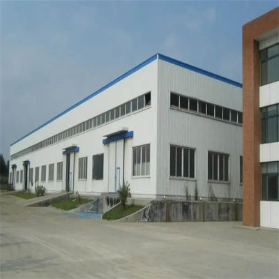 Taller de construcción de ventanas de metal de aleación de aluminio con y tratamiento de superficie galvanizado