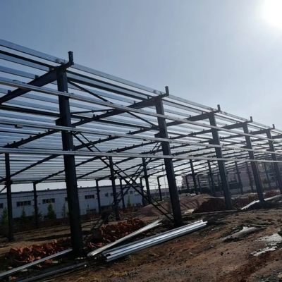 Taller de estructuras prefabricadas de acero de larga envergadura para la industria / fábrica