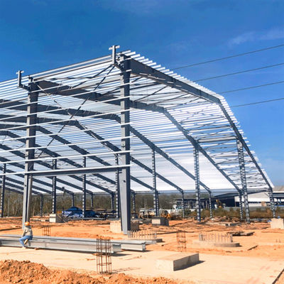 Construcción de talleres de chapa de acero de color con corte de sección C