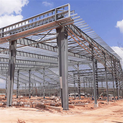 Construcción de talleres de chapa de acero de color con corte de sección C