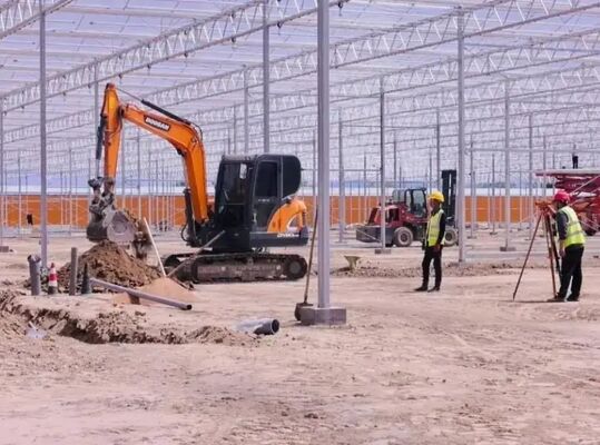 Invernadero de película de polietileno de envergadura continua para el cultivo de flores de alta calidad